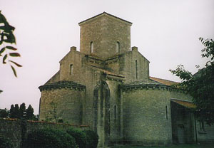 Blick auf den Chor der Kirche